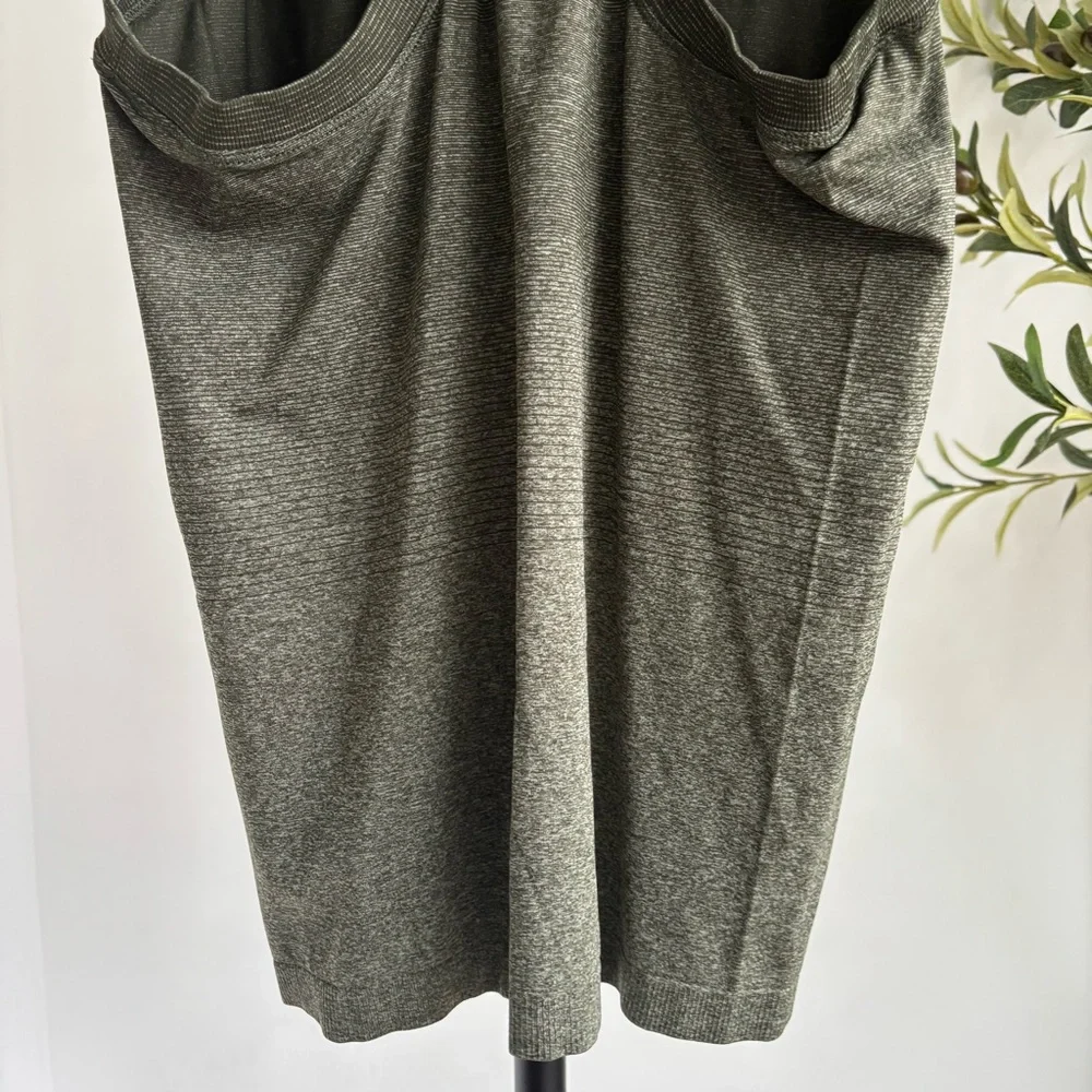 • [Athleta] Racerback Tank • - Picture 6 of 8